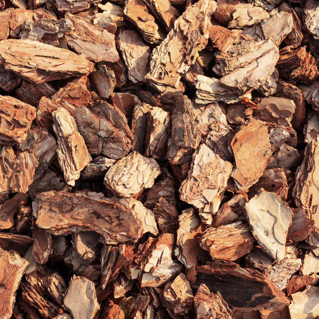 shredded-cedar-mulch-1-yard-earth-and-turf-landscaping-edmonton